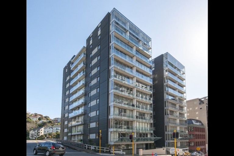 Photo of property in Montreaux Apartments, 5e/164 The Terrace, Wellington Central, Wellington, 6011
