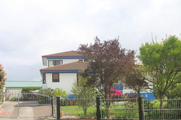 Photo of property in 8 Newberry Place, Richmond Heights, Taupo, 3330