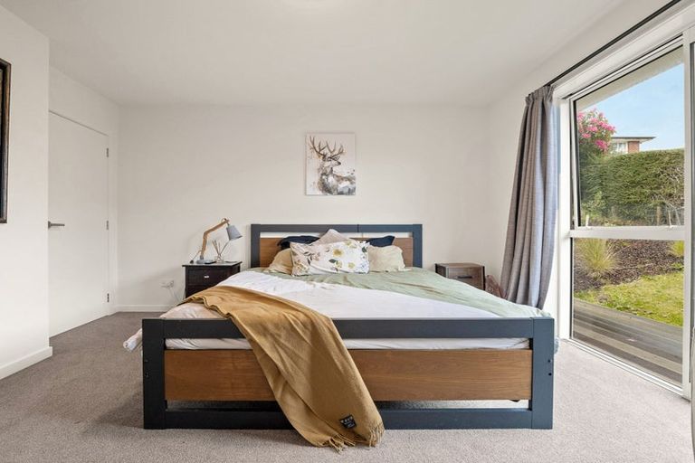 Photo of property in 400 Pine Hill Road, Pine Hill, Dunedin, 9010