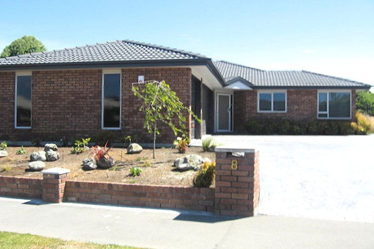 Photo of property in 8 John Morel Place, Parklands, Christchurch, 8083