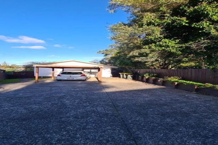 Photo of property in 1/23 Landow Place, Henderson, Auckland, 0612