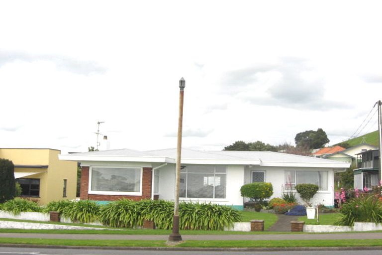 Photo of property in 69a South Road, Blagdon, New Plymouth, 4310