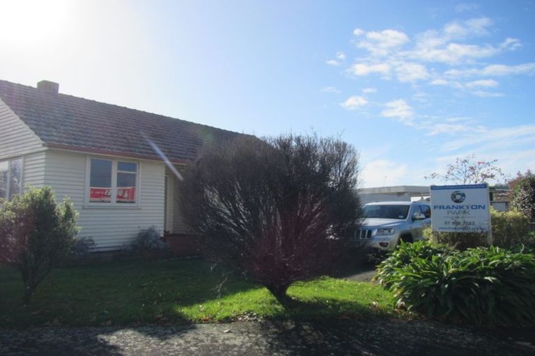 Photo of property in 2 Takahe Street, Frankton, Hamilton, 3204