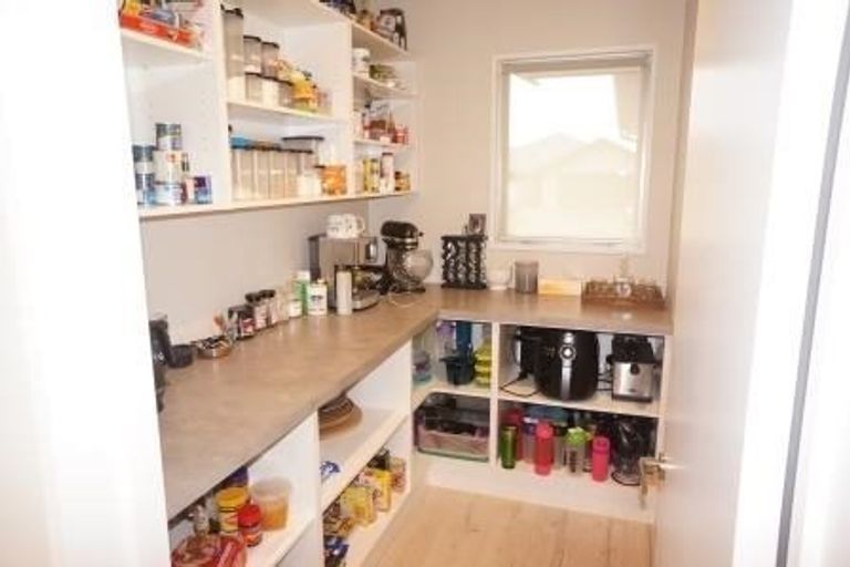 Photo of property in 22 Highgate Drive, Rangiora, 7400