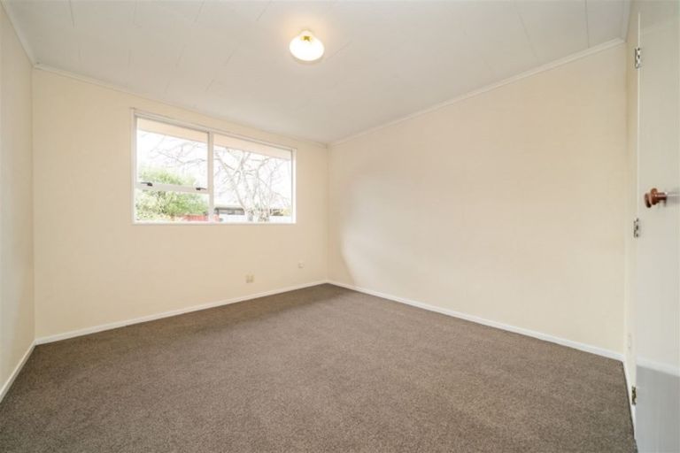 Photo of property in 51b Gemstone Drive, Birchville, Upper Hutt, 5018