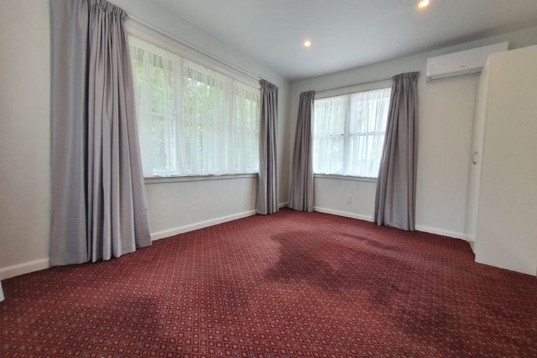 Photo of property in 7 Straven Road, Riccarton, Christchurch, 8011