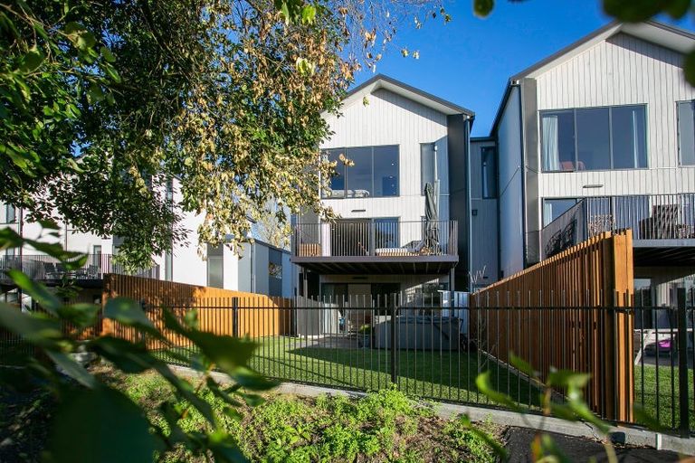 Photo of property in 9 Lakewood Lane, Cambridge, 3434