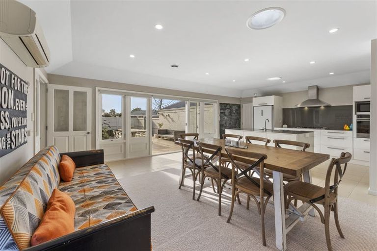 Photo of property in 2 Colwyn Street, Bryndwr, Christchurch, 8053