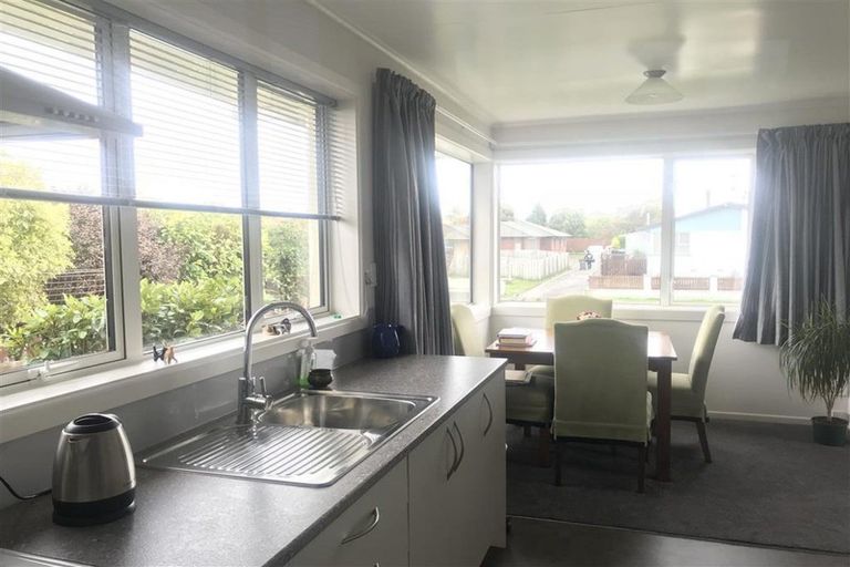 Photo of property in 71 Mcquarrie Street, Kingswell, Invercargill, 9812