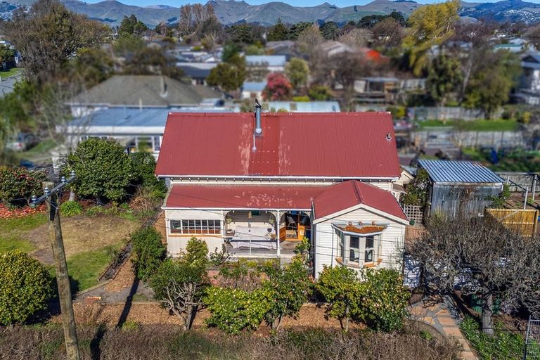 Photo of property in 36 Cuffs Road, Wainoni, Christchurch, 8061