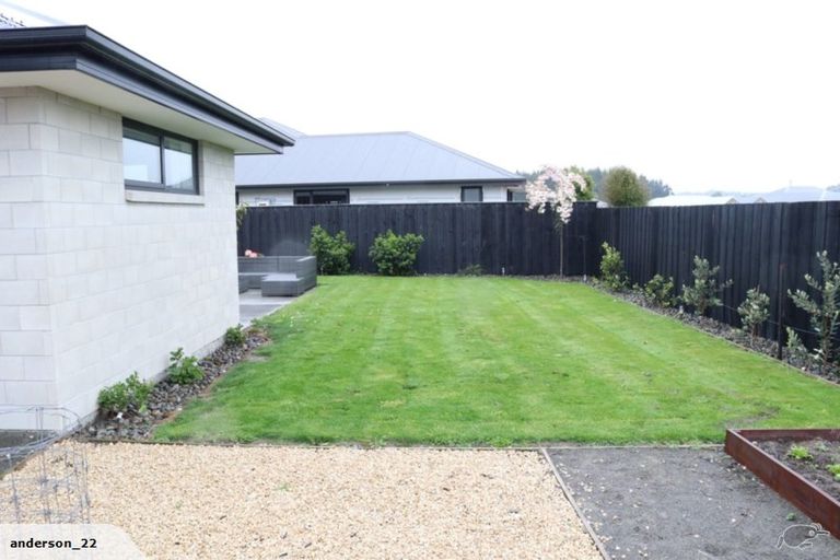 Photo of property in 6 Rosewood Drive, Amberley, 7410