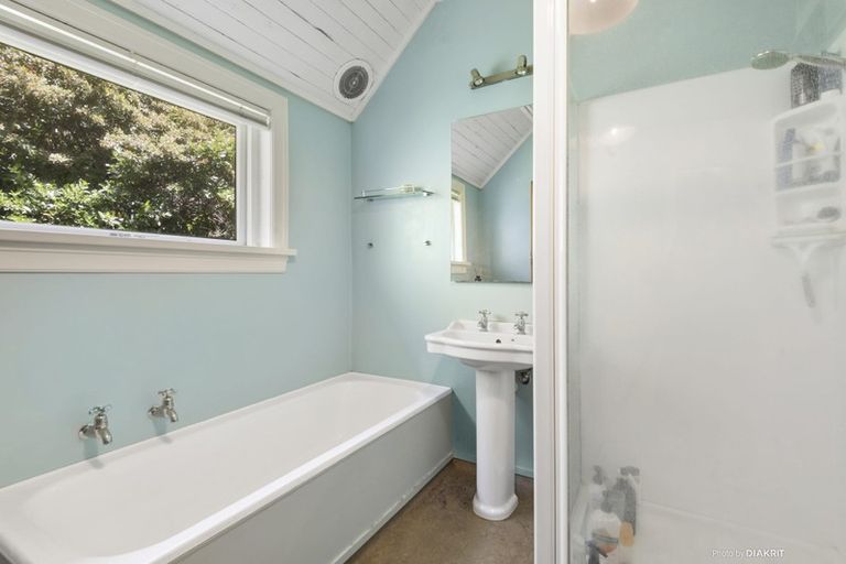 Photo of property in 3 Cluny Avenue, Kelburn, Wellington, 6012