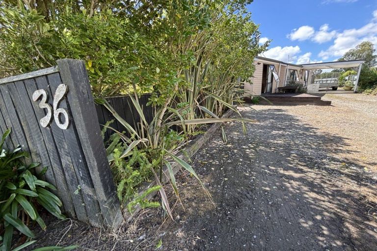 Photo of property in 36 Karaka Street, Tokomaru, Palmerston North, 4474