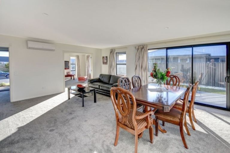 Photo of property in 18 Anderton Crescent, Mosgiel, 9024