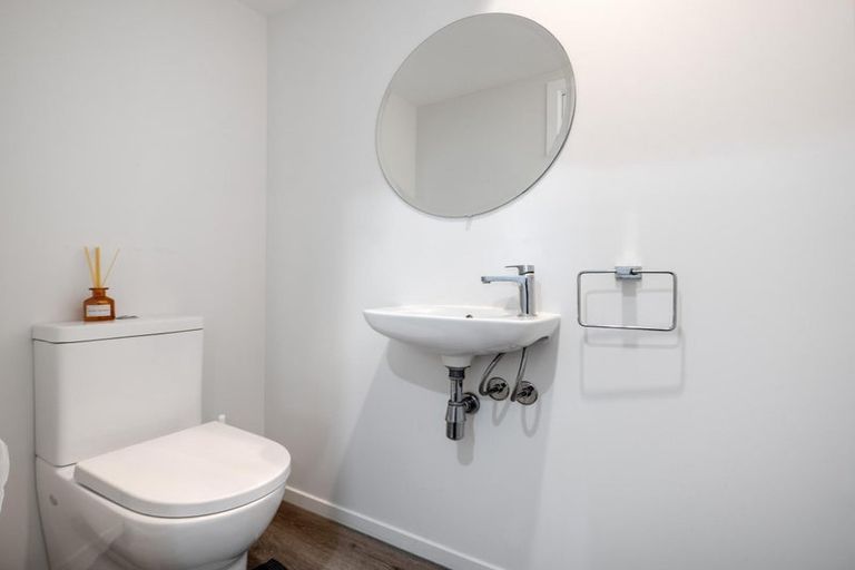 Photo of property in 17 Holmes Hanover Lane, Halswell, Christchurch, 8025