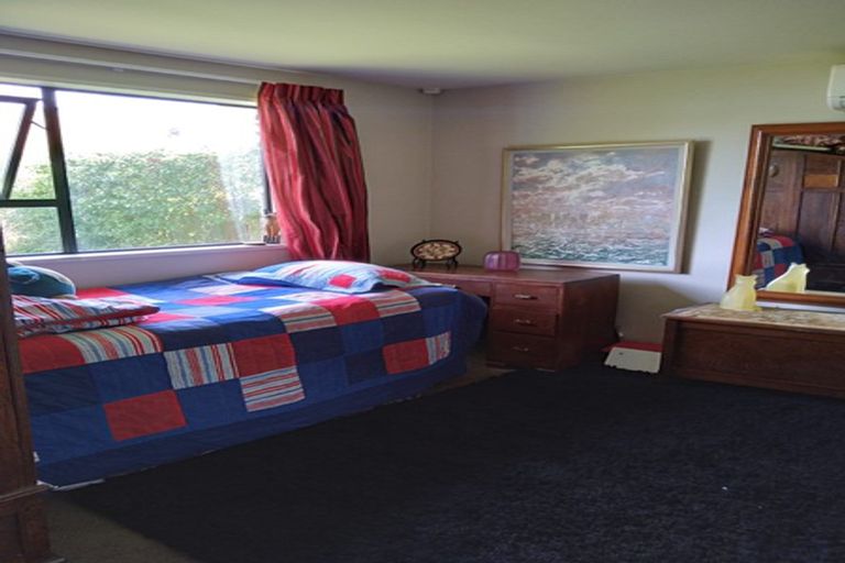 Photo of property in 11 Governors Bay Road, Cass Bay, Lyttelton, 8082