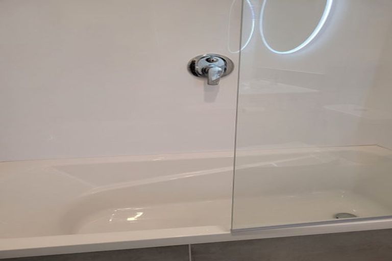 Photo of property in 16 Kutukutu Street, Takanini, 2112