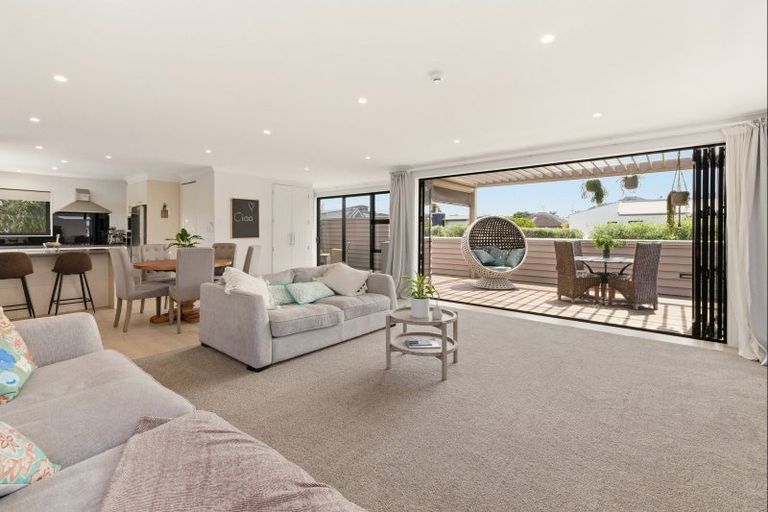 Photo of property in 96b Muricata Avenue, Mount Maunganui, 3116
