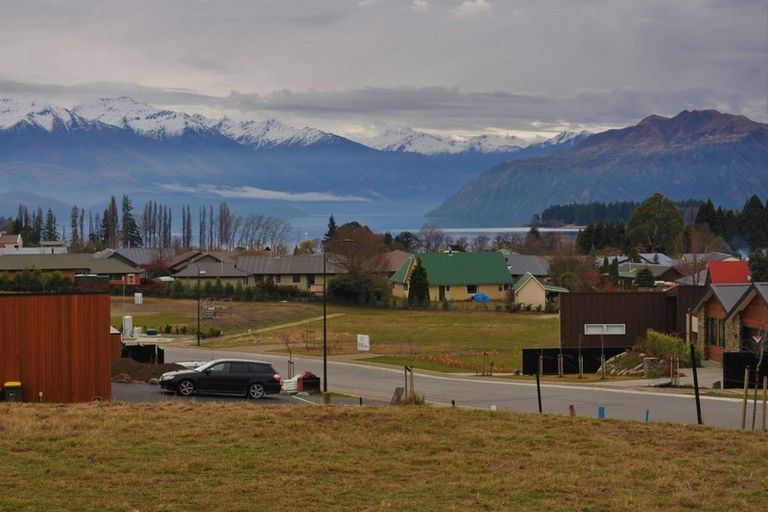 Photo of property in Meadowstone Alpha Series, 22 Sapphire Spring Rise, Wanaka, 9305