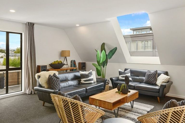 Photo of property in 73c Carlton Mill Road, Merivale, Christchurch, 8014