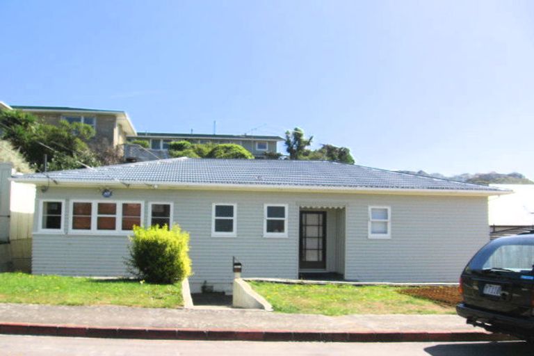 Photo of property in 33 Mandalay Terrace, Khandallah, Wellington, 6035