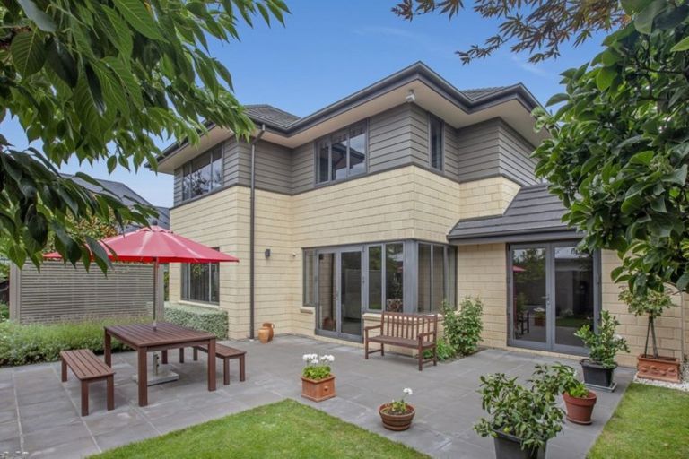 Photo of property in 19a Clyde Road, Upper Riccarton, Christchurch, 8041