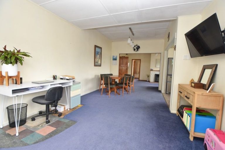 Photo of property in 249 High Street South, Carterton, 5713