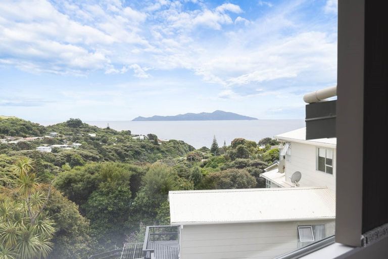 Photo of property in 63 Sea Vista Drive, Pukerua Bay, 5026