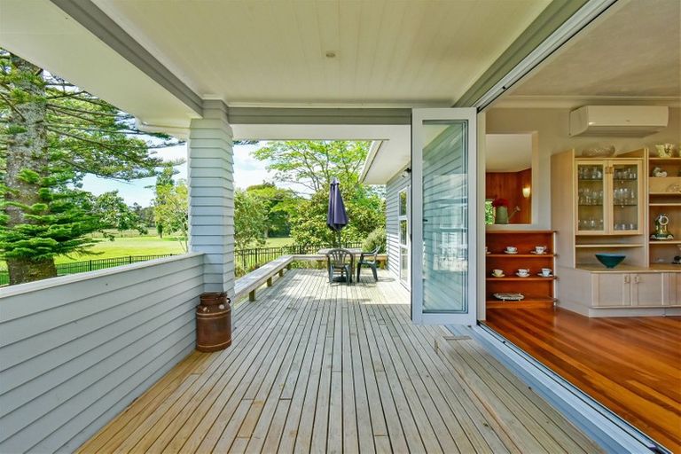 Photo of property in 13 Mareretu Avenue, Patumahoe, Pukekohe, 2679