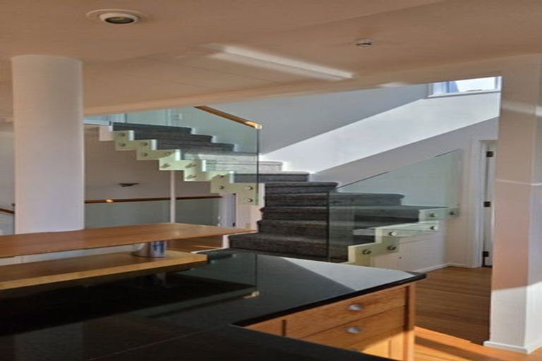 Photo of property in 2/8a Audrey Road, Takapuna, Auckland, 0620