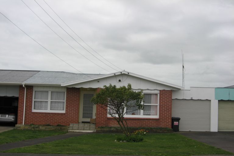 Photo of property in 49 Wilton Street, Levin, 5510