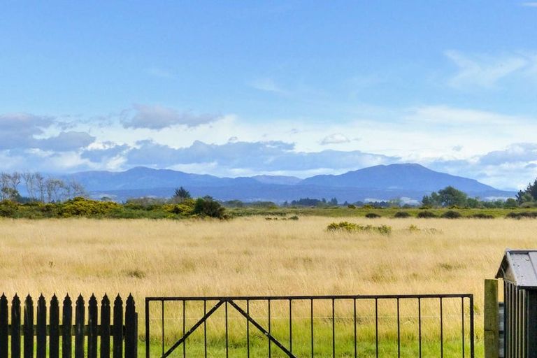 Photo of property in 453 Kainga Road, Brooklands, Christchurch, 8083