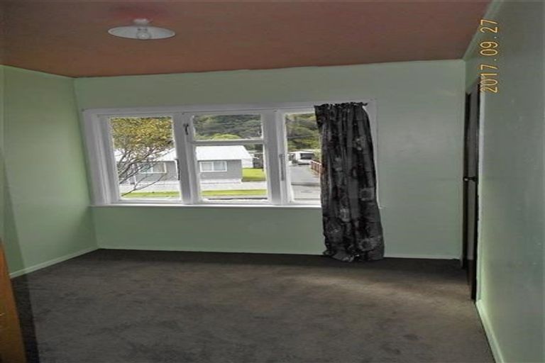 Photo of property in 1/18 Eldon Grove, Taita, Lower Hutt, 5019