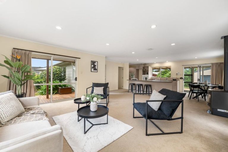 Photo of property in 12 Humphries Place, Awapuni, Palmerston North, 4412