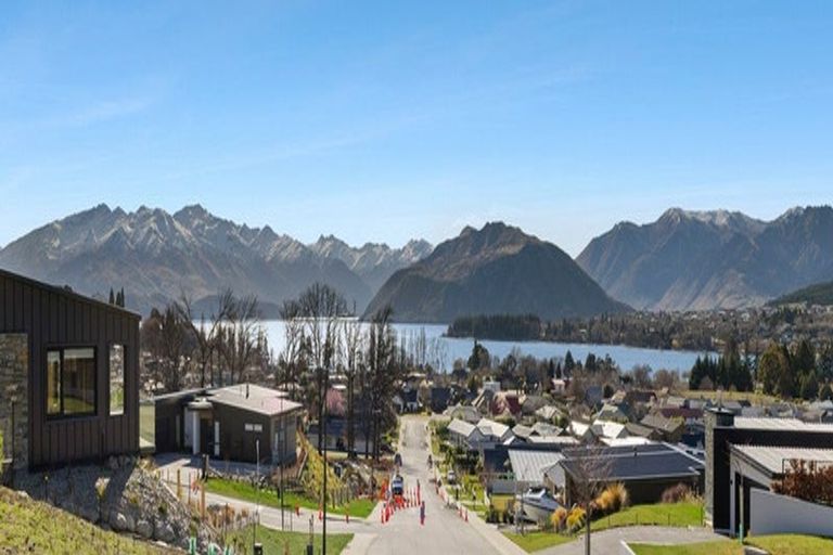 Photo of property in Meadowstone Alpha Series, 103 West Meadows Drive, Wanaka, 9305
