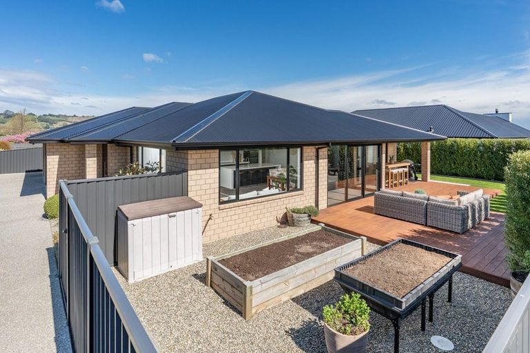 Photo of property in 211 Wingatui Road, Mosgiel, 9024