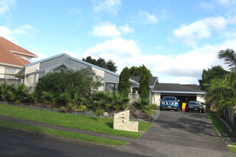 Photo of property in 5 Corriedale Place, Somerville, Auckland, 2014