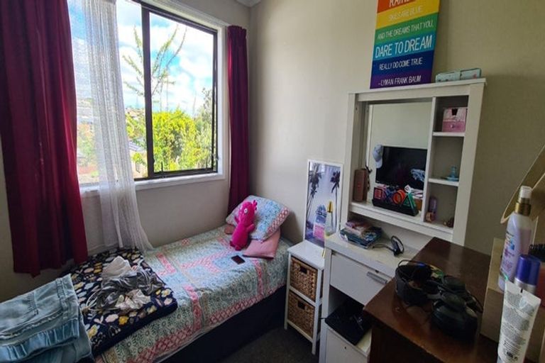 Photo of property in 1/54 Brunner Road, Glen Eden, Auckland, 0602