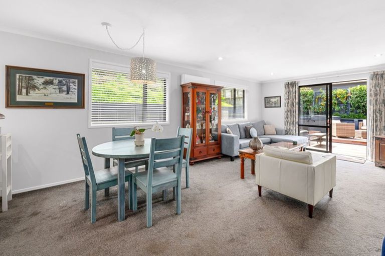 Photo of property in 49 Shrule Place, Huntington, Hamilton, 3210