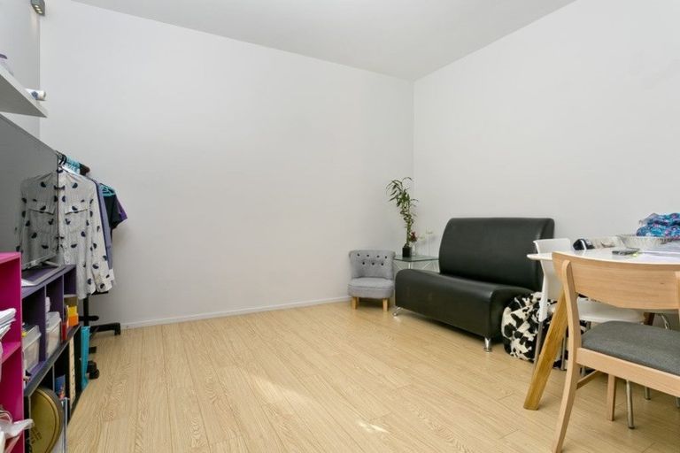 Photo of property in 52 Makamaka Lane, Albany Heights, Auckland, 0632