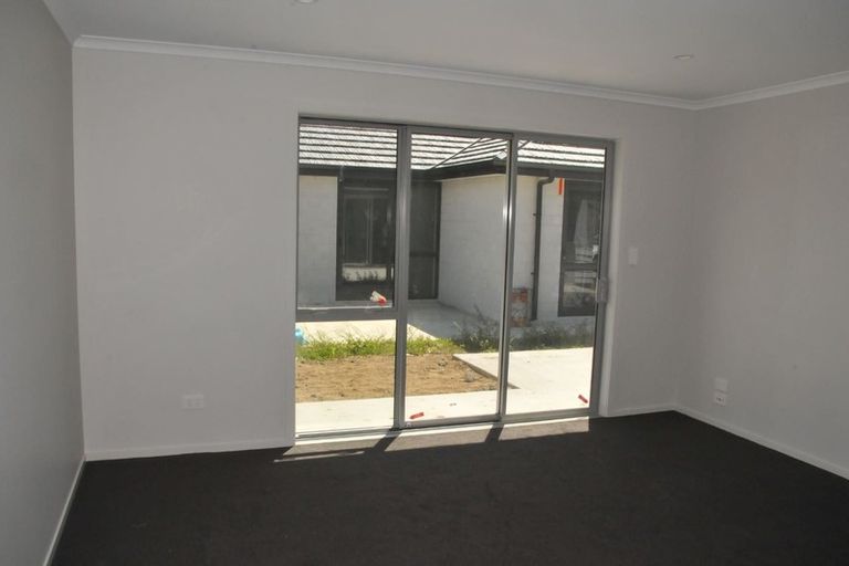 Photo of property in 20 Kotiate Street, Papamoa Beach, Papamoa, 3118