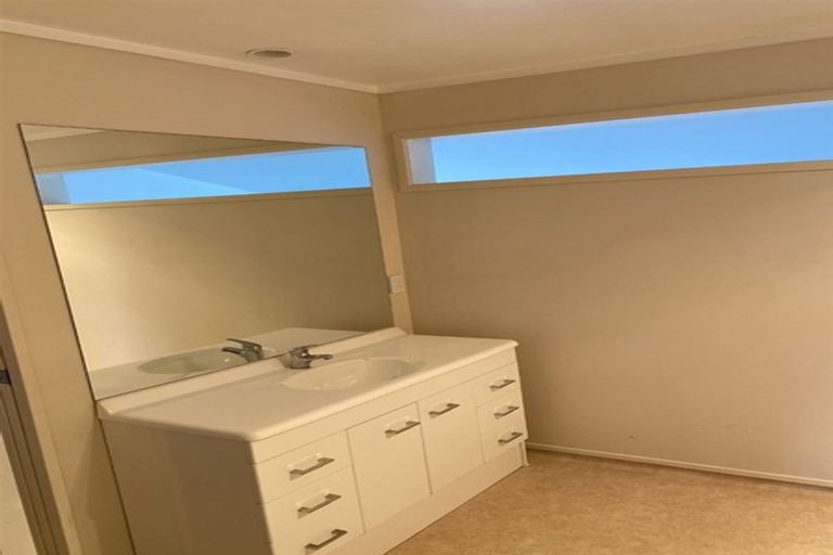 Photo of property in 123 Colombo Road, Waiuku, 2123