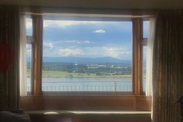 Photo of property in 40 Saint Andrews Hill Road, Mount Pleasant, Christchurch, 8081