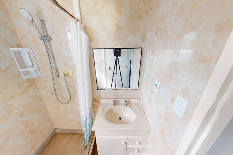 Photo of property in 21 Hereford Street, Marton, 4710