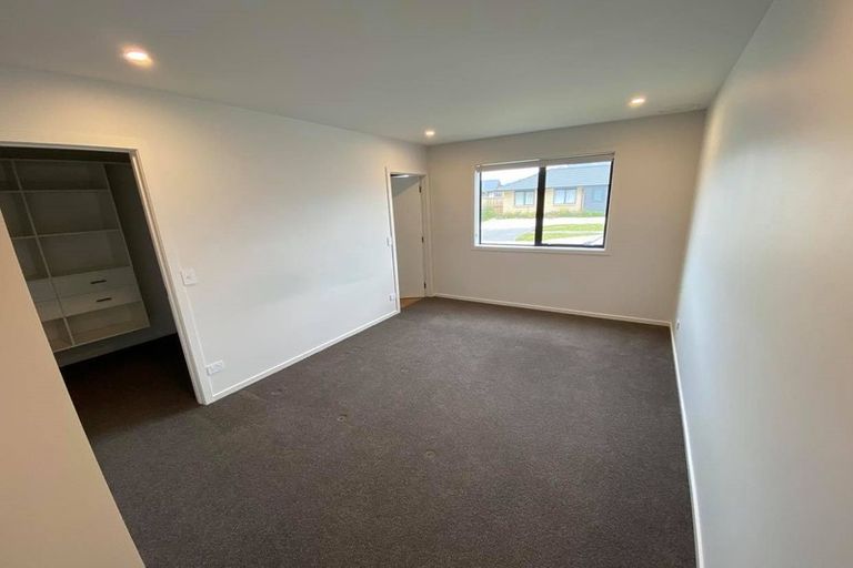 Photo of property in 35 Silver Street, Lower Shotover, Queenstown, 9304