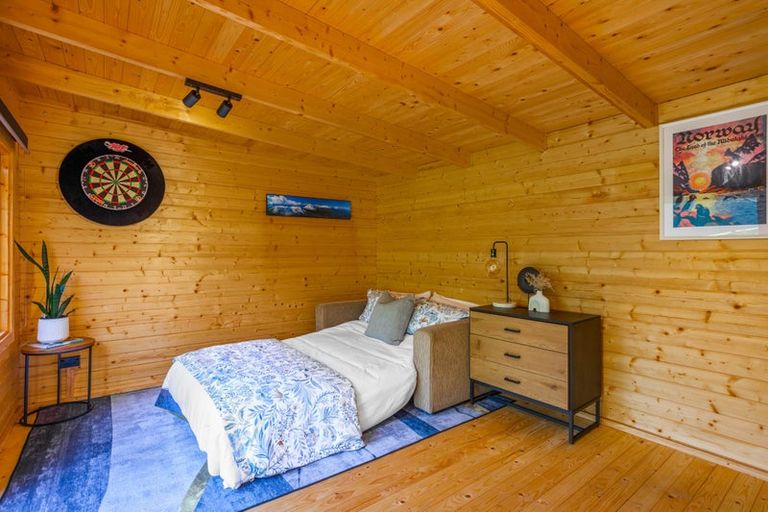 Photo of property in 7 Mahuta Grove, Northcote, Auckland, 0627