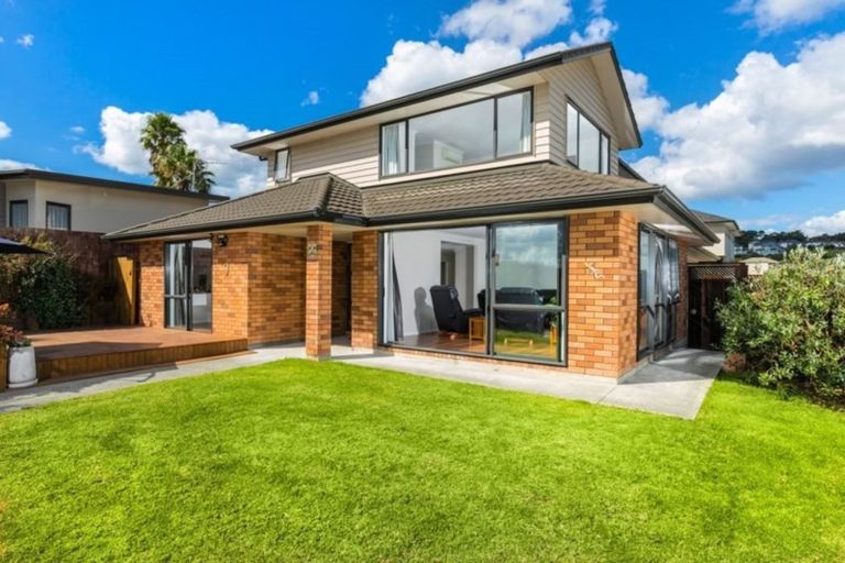 Photo of property in 181 Kyle Road, Greenhithe, Auckland, 0632