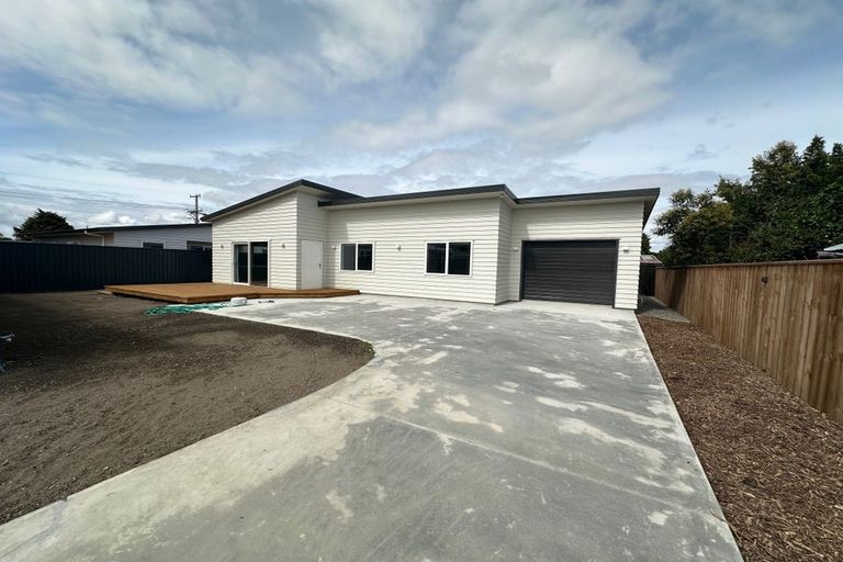 Photo of property in 19 Victoria Street, Carterton, 5713