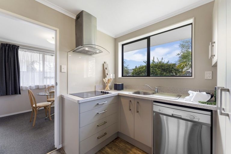 Photo of property in 73a Stanley Avenue, Palmerston North, 4414