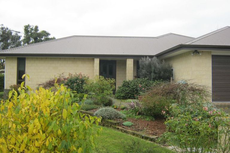 Photo of property in 39 Mckenzie Street, Geraldine, 7930